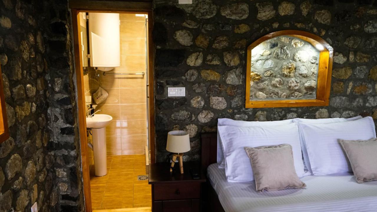 Fern Farm Eco Resort Мойковац Экстерьер фото